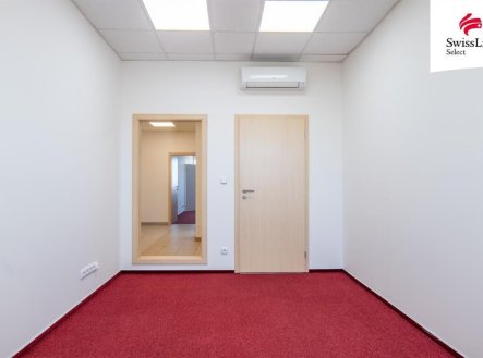 Pronájem kanceláře, 403 m²
