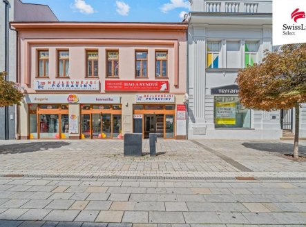 Pronájem obchodní prostory, 523 m²