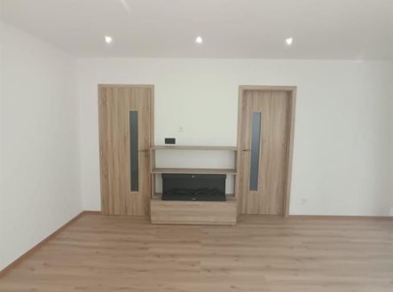 Pronájem bytu, 2+kk, 38 m²