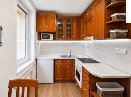 Pronájem bytu, 2+1, 42 m²