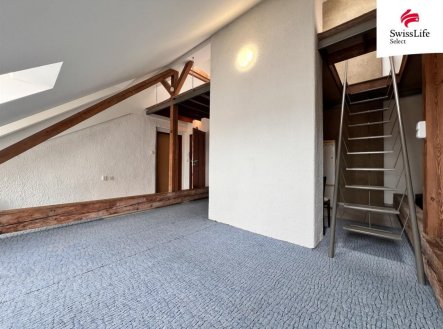 Pronájem bytu, 1+kk, 55 m²