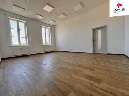 Pronájem kanceláře, 70 m²