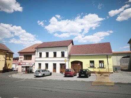 Prodej nájemního domu, 300 m²