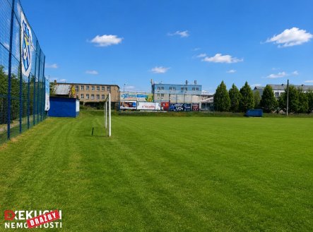 Prodej pozemku pro komerční výstavbu, 11 327 m²