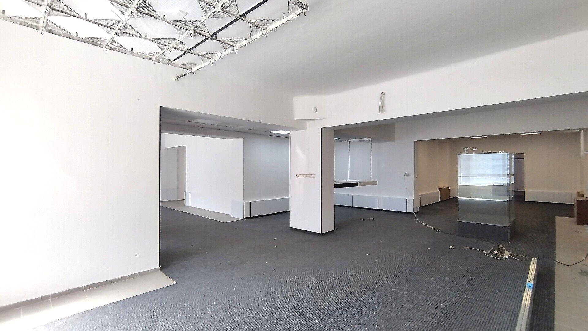 Pronájem komerčního prostoru u náměstí, 173 m², Soběslav