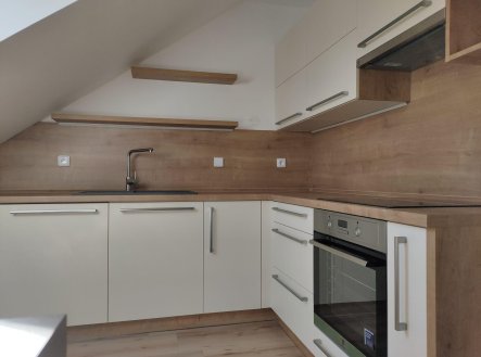 Pronájem bytu, 3+1, 80 m²