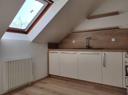 Pronájem bytu, 3+1, 80 m²