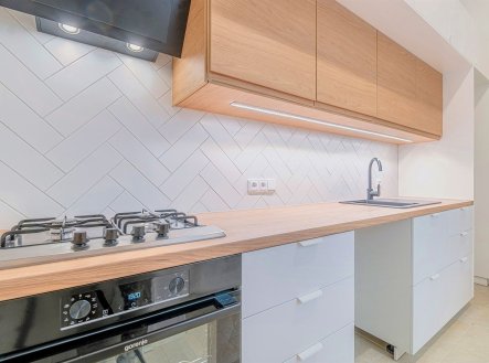 Pronájem bytu, 2+1, 48 m²