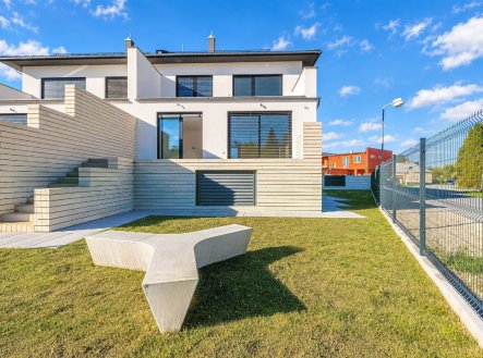 Prodej domu/vily, 280 m²
