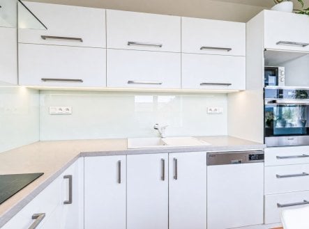 Prodej bytu, 3+kk, 64 m²