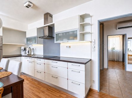Prodej bytu, 3+kk, 75 m²