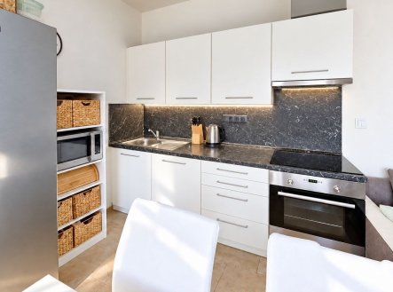 Pronájem bytu, 2+kk, 46 m²