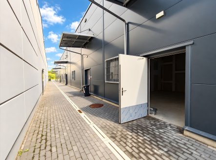 Pronájem skladu, 160 m²