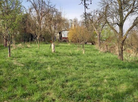 Prodej pozemku, zahrada, 930 m²