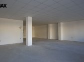 Pronájem obchodní prostory, 160 m²