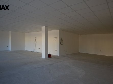 Pronájem obchodní prostory, 160 m²