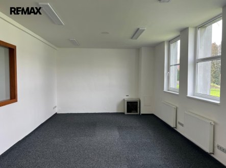 Pronájem obchodní prostory, 34 m²