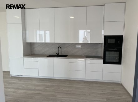 Prodej bytu, 2+kk, 105 m²