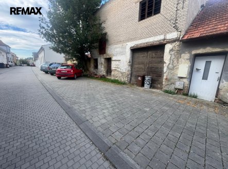 Prodej pozemku pro komerční výstavbu, 1 105 m²