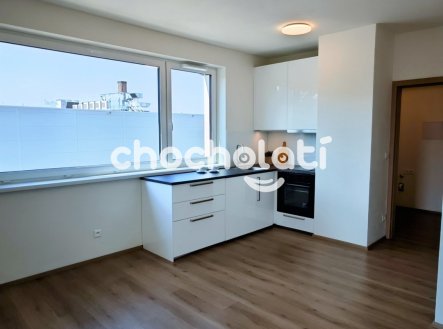 Pronájem bytu, 1+kk, 27 m²