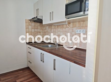 Pronájem bytu, 1+kk, 28 m²