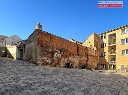 Prodej nájemního domu, 606 m²