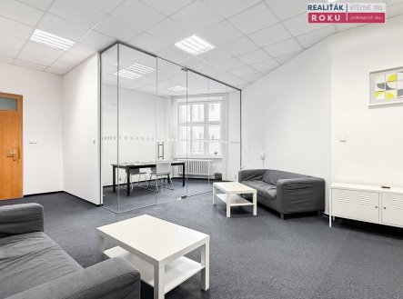 Pronájem kanceláře, 50 m²