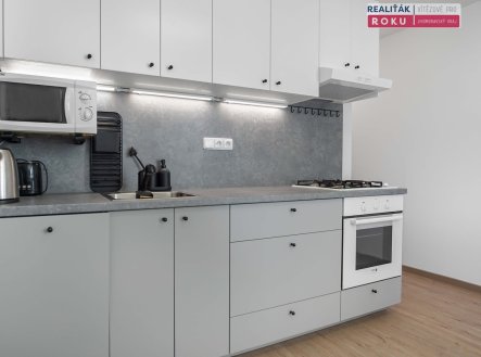 Pronájem bytu, 2+1, 57 m²