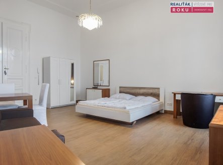 Pronájem bytu, 1+kk, 39 m²