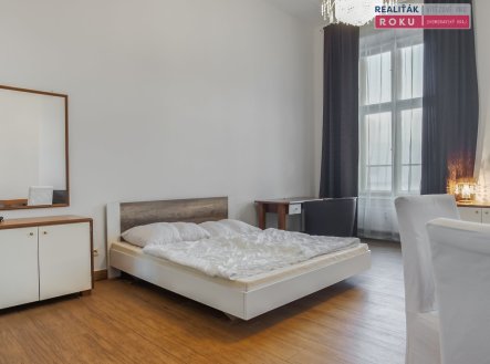 Pronájem bytu, 1+kk, 39 m²