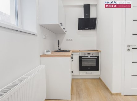 Pronájem bytu, 1+1, 50 m²