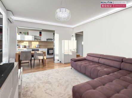 Pronájem bytu, 3+kk, 68 m²