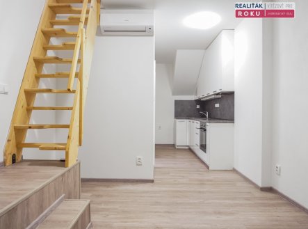 Pronájem bytu, 2+kk, 36 m²