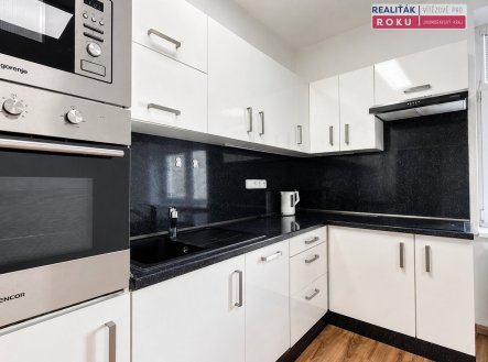 Pronájem bytu, 2+kk, 62 m²