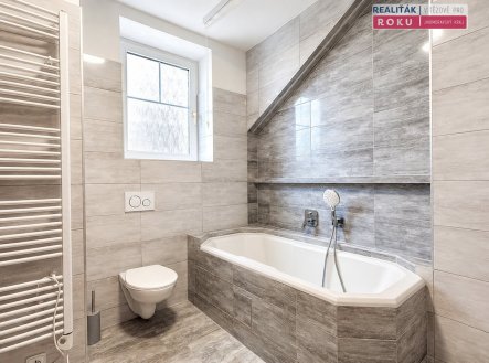 Pronájem bytu, 2+kk, 62 m²
