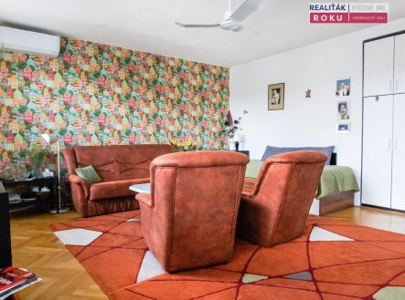 Pronájem bytu, 2+1, 84 m²