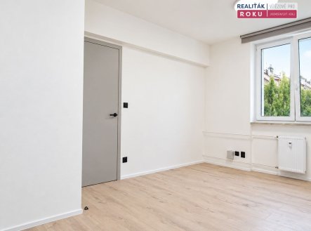 Pronájem bytu, 3+kk, 56 m²