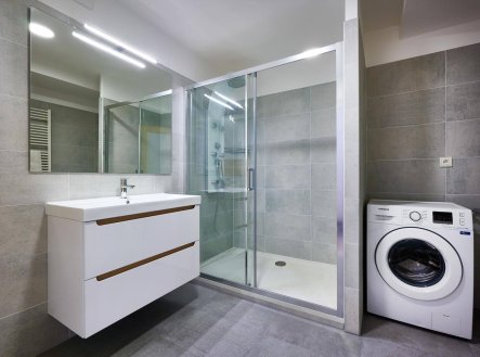 Pronájem bytu, 3+kk, 99 m²