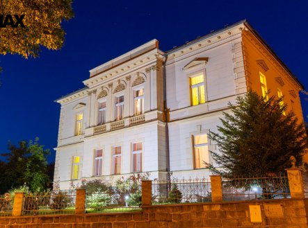Prodej domu/vily, 543 m² obrázek