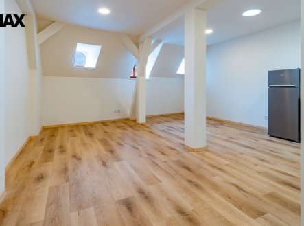Prodej bytu, 2+kk, 63 m²