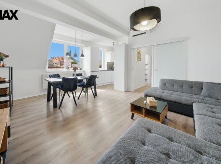 Prodej bytu, 4+kk, 85 m²