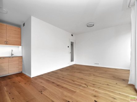 Pronájem bytu, 2+kk, 50 m²