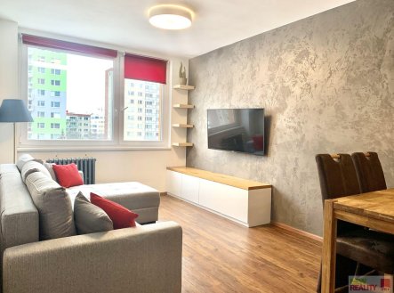 Pronájem bytu, 2+kk, 46 m²