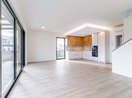 Pronájem domu/vily, 178 m²