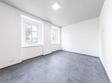 Pronájem bytu, 4+kk, 94 m²