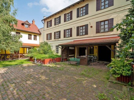 Prodej penzion, 2 500 m²