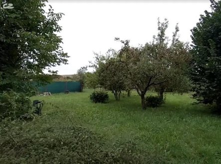 Prodej pozemku pro bydlení, 1 424 m²