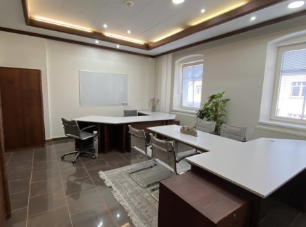 Pronájem kanceláře, 27 m²