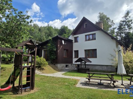 Prodej domu/vily, 320 m²