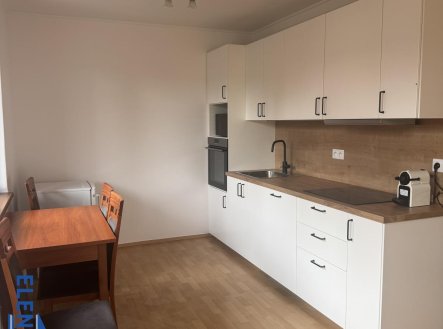 Pronájem bytu, 2+kk, 66 m²